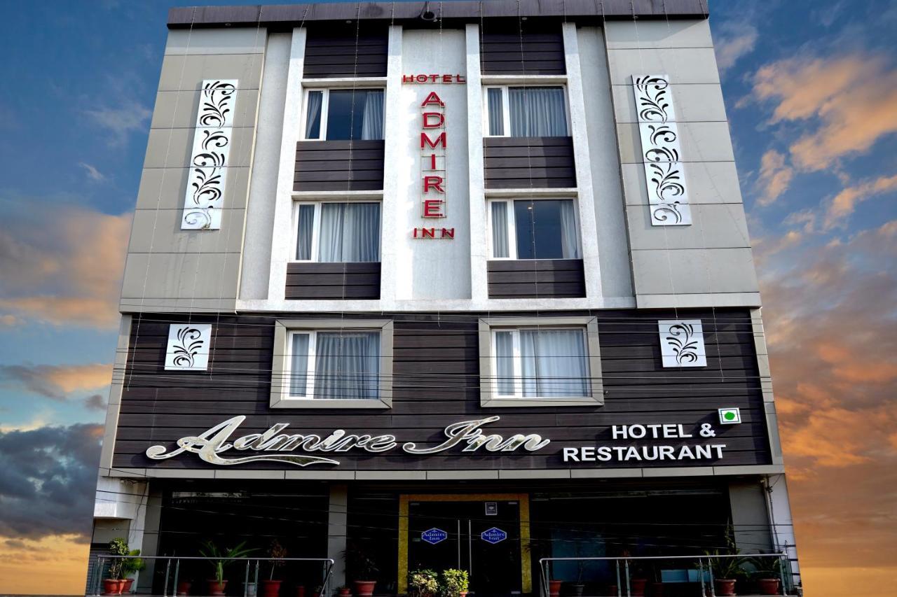 Admire Inn By Tgi Udaipur Luaran gambar