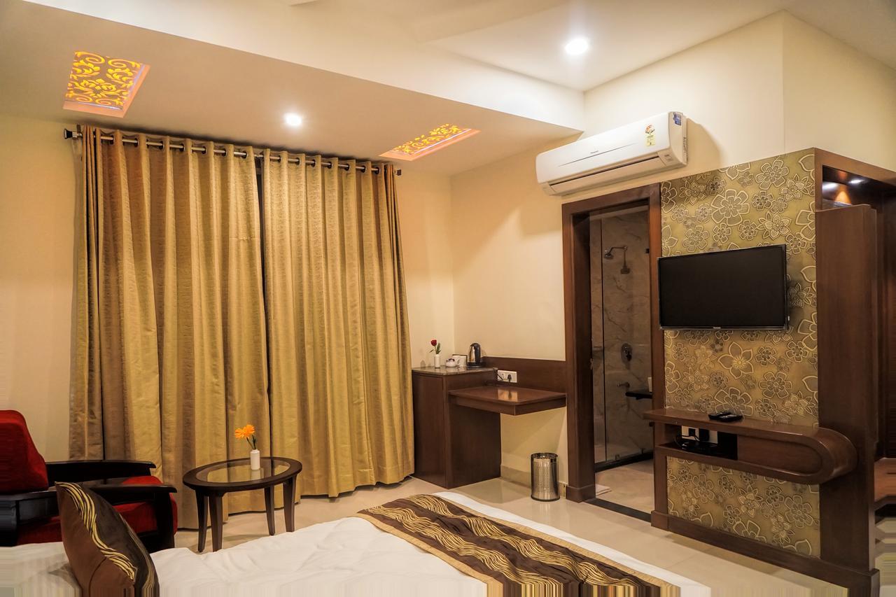 Admire Inn By Tgi Udaipur Luaran gambar
